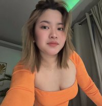 Sweet Ayesha - escort in Manila