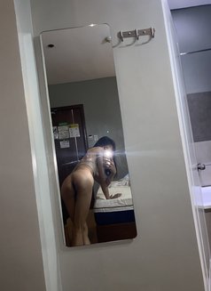 Sweet Bby - Transsexual escort in Manila Photo 6 of 7