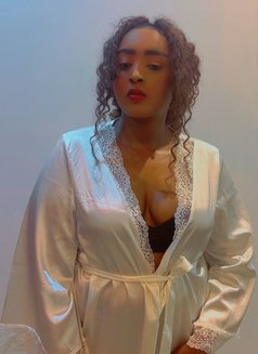 Sweet bitch - escort in Riyadh Photo 2 of 3