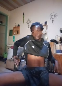Sweet Brian - Acompañantes masculino in Nairobi Photo 1 of 2