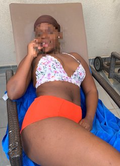 Sweet Buns - escort in Dubai Photo 3 of 8