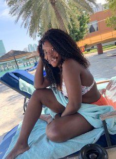 Sweet Buns - escort in Dubai Photo 4 of 8