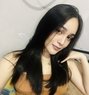 SWEET FACE BUT BIG DlCK - Transsexual escort in Manila Photo 1 of 5
