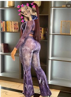 Sweet Candy - puta in Abuja Photo 2 of 3