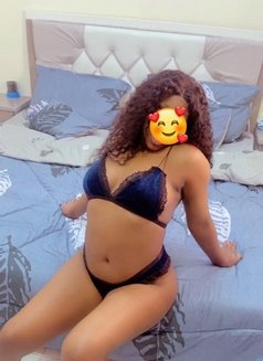 Sweet Claudia (Real Meet and Cam show) - puta in Hyderabad Photo 5 of 5