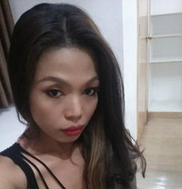 Sweet Elaine - Transsexual escort in Makati City