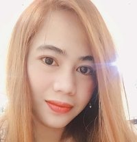 Sweet - Transsexual escort in Manila