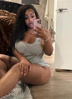 Sweet Horny Girl Linda - escort in Mumbai Photo 9 of 12