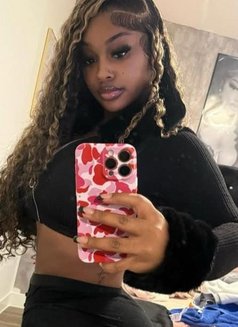 Sweet Horny Girl Linda - escort in Mumbai Photo 10 of 12