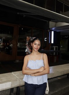 ELEGANCE IN SIMPLICITY - escort in Manila Photo 3 of 12
