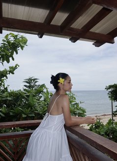ELEGANCE IN SIMPLICITY - escort in Manila Photo 9 of 12