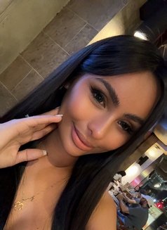 Sweet Jenny - puta in Bangkok Photo 4 of 4