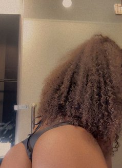 Sweet Jenny - puta in Kuala Lumpur Photo 2 of 5