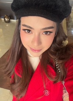 Sweet Kim - Transsexual escort in Makati City Photo 1 of 9