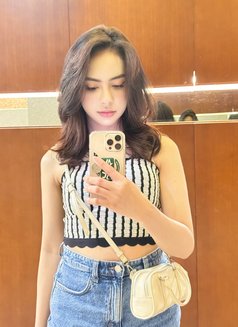 Sweet Kim - Transsexual escort in Makati City Photo 6 of 9