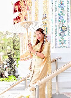 Sweet LadyBoy Eden - Transsexual escort in Manila Photo 5 of 9