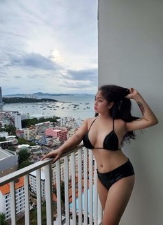 Young voluptuous trans (independent) - Transsexual escort in Taipei Photo 3 of 15