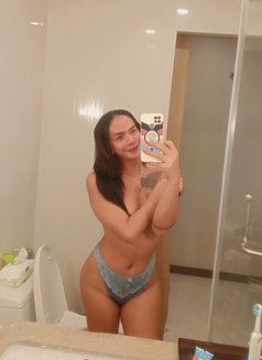 Sweet Lily69 - Transsexual escort in Cebu City Photo 6 of 9