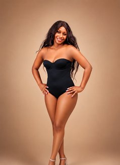 Sweet Lizzy - escort in Dubai Photo 3 of 4