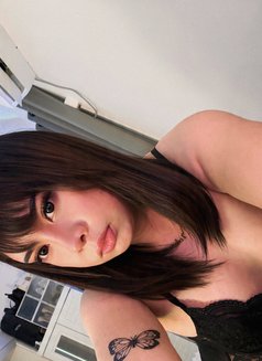 Sweet Lola - Transsexual companion in Abu Dhabi Photo 11 of 15