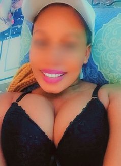 Sweet Lorena, Incalls & Outcalls - escort in Bangalore Photo 2 of 5