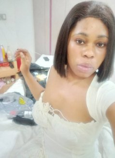 Sweet Lucy - escort in Guangzhou Photo 6 of 6