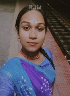 Sweet Mango - Transsexual escort in Kolkata Photo 2 of 6
