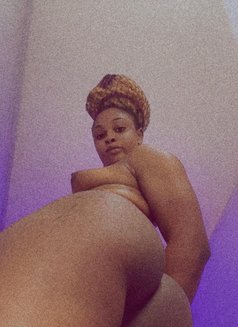 Sweet pearl - Acompañantes transexual in Lagos, Nigeria Photo 9 of 12