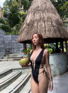 BELL 🛎️ - puta in Bangkok Photo 18 of 21