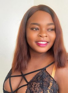 Sweet precious giving cumshw - puta in Chennai Photo 10 of 10