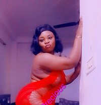 Sweet precious giving cumshw - puta in Chennai Photo 3 of 10