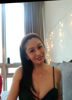 Sweet pussy Miabernadeth leaving soon - puta in Mumbai Photo 25 of 28