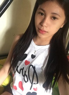 Sweet Seductive Kimpit - Transsexual escort in Makati City Photo 3 of 8