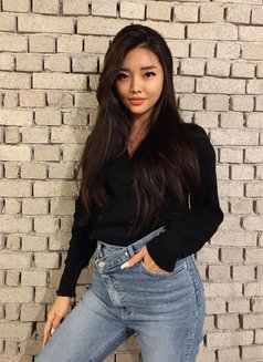 Sweet Sexperience Kylie 🫶🏻 - escort in Tokyo Photo 7 of 8