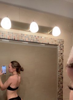 Sweet Siren - escort in Taipei Photo 2 of 9