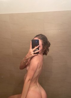 Sweet Siren - escort in Taipei Photo 4 of 9