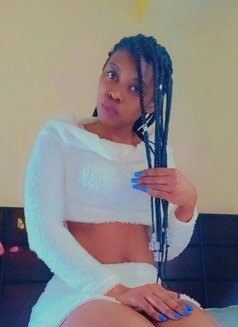 Sweet Tight Wet Pussy Shallom - escort in Bangalore Photo 4 of 6