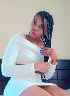 Sweet Tight Wet Pussy Shallom - escort in Bangalore Photo 5 of 6