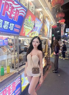 sweet toey - Transsexual escort in Taipei Photo 3 of 5