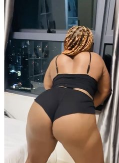 Sweet Tracy 🇿🇦 - escort in Kuala Lumpur Photo 1 of 2