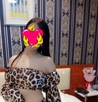 Yasmin - escort in Muscat