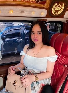 Sweet Versatile Kim - Transsexual escort in Bangkok Photo 7 of 10