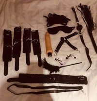 BDSM queen gfe cim b2b landed - escort in Kuala Lumpur Photo 14 of 16