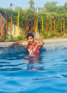 Sweet Young Choco Guy Here - Acompañantes masculino in Chennai Photo 3 of 6