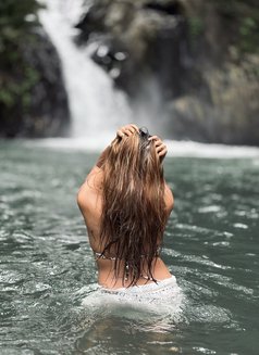 Sweet Zaliya - escort in Bali Photo 4 of 6