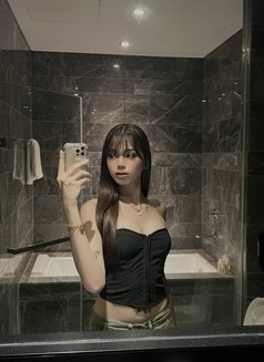 Sweet18tall Girl - Transsexual escort in Manila Photo 16 of 18