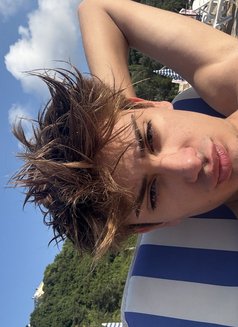 Sweetboy Dashiel - Male escort in Riyadh Photo 3 of 6