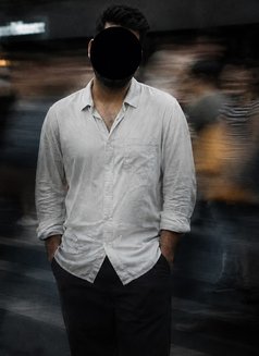 Sweetboy@ - Acompañantes masculino in New Delhi Photo 1 of 4