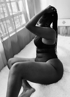 Sweetcheeks - escort in Nairobi Photo 4 of 5