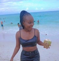 Sweetcrazycarl - Intérprete de adultos in Kentville